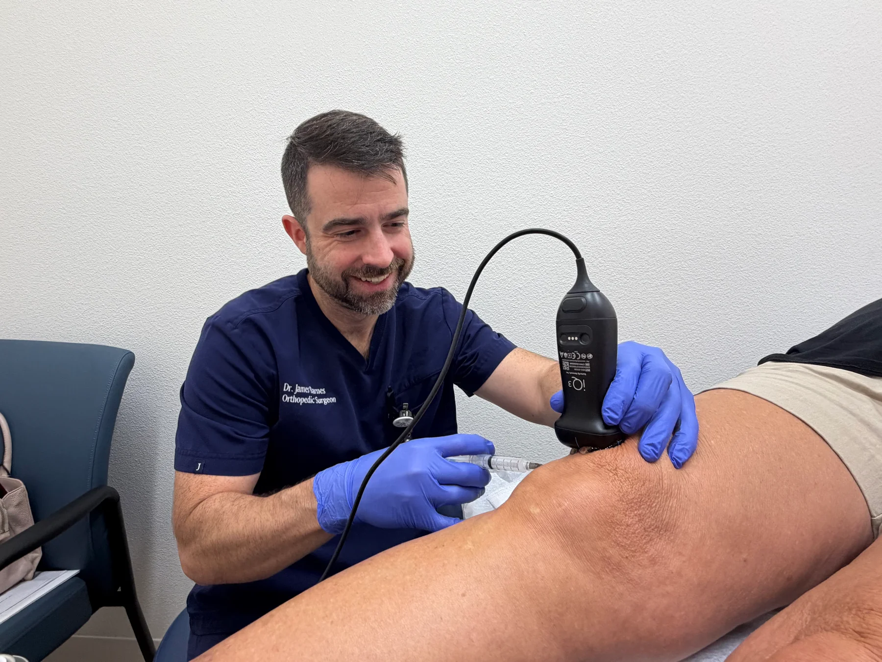 Dr. Barnes performing an ultrasound-guided knee injection